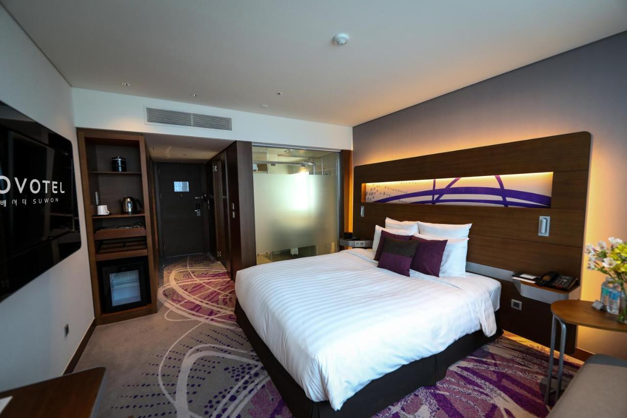 Novotel Ambassador Suwon Exteriör bild