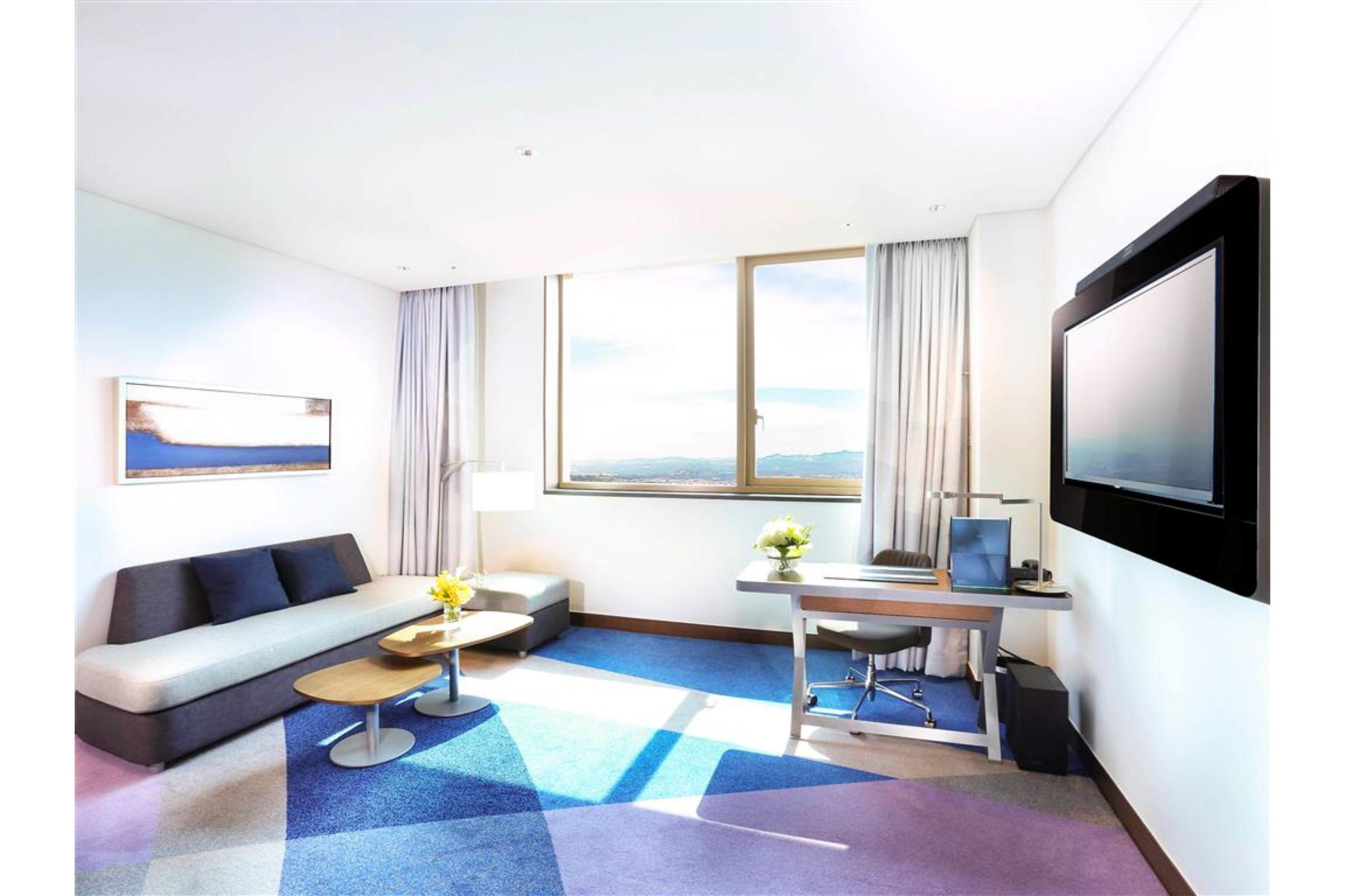 Novotel Ambassador Suwon Exteriör bild