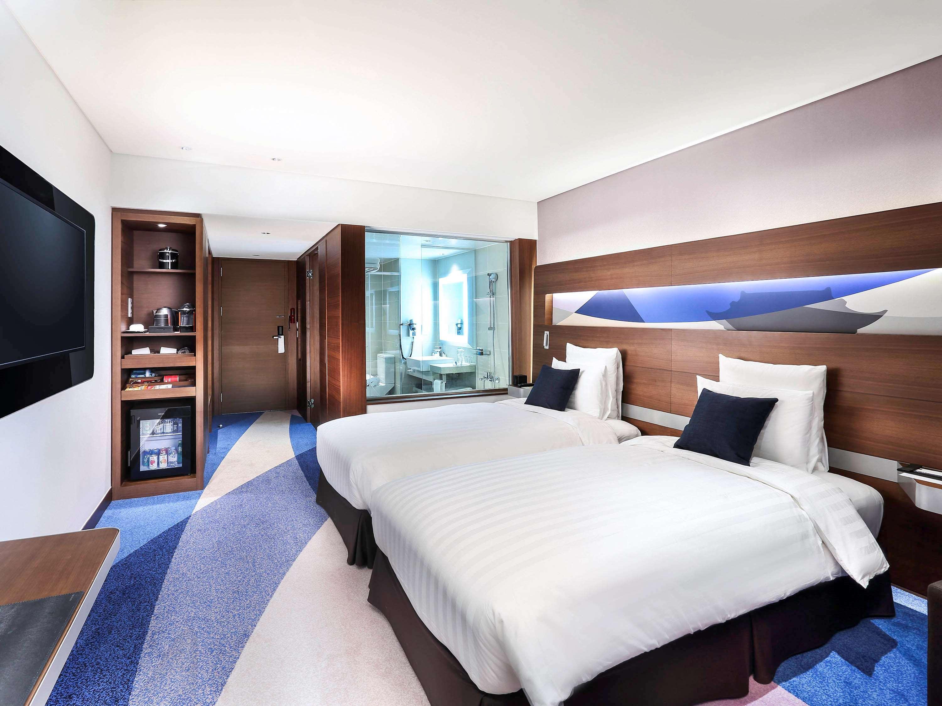 Novotel Ambassador Suwon Exteriör bild