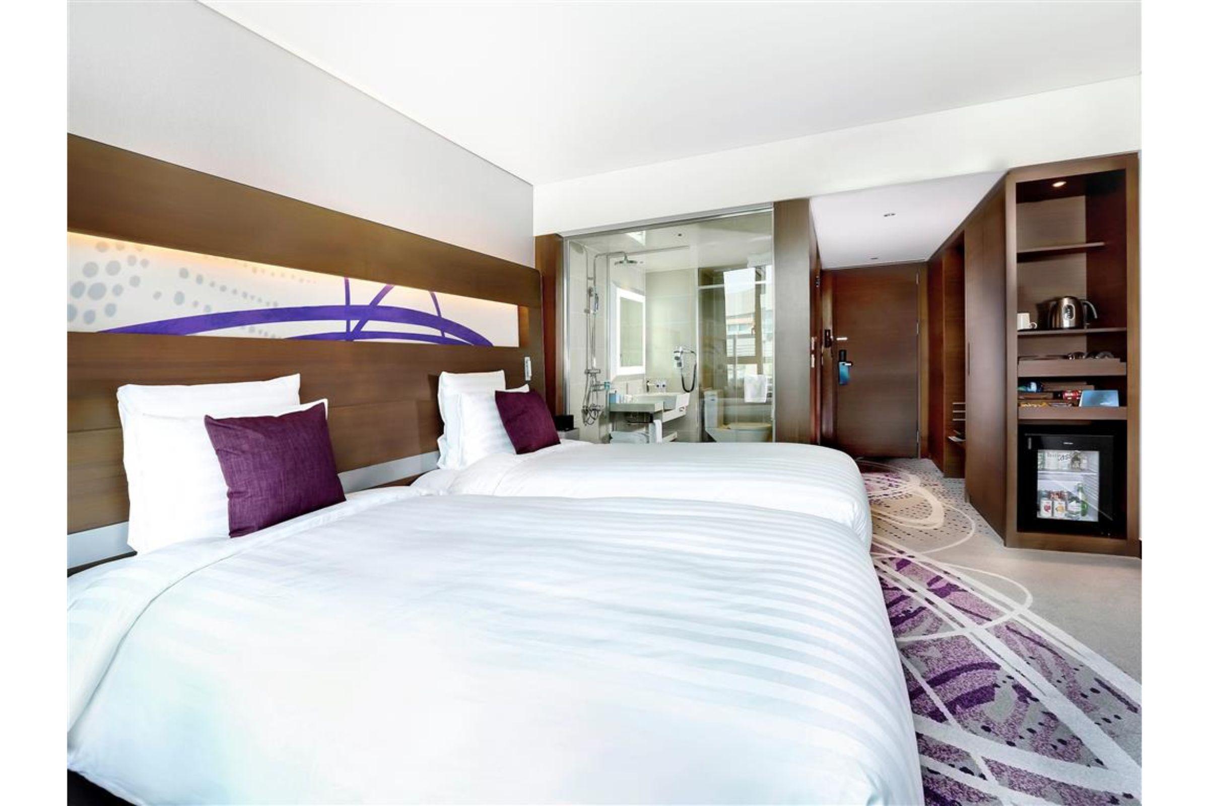 Novotel Ambassador Suwon Exteriör bild