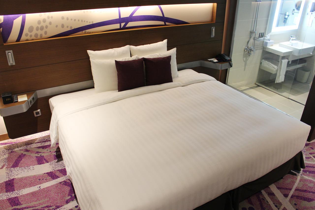 Novotel Ambassador Suwon Exteriör bild